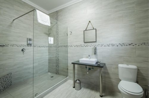 Bathroom (3)